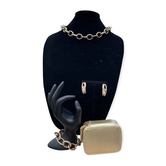 Fashion Jewelry Case Set Clip on Earring Necklace Bracelet - Picture 1 of 8